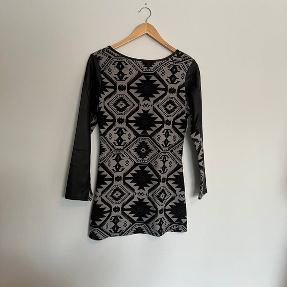COCO @ tashi. Classic Collection. Patterned Long Shirt or Dress. Black and Grey - Picture 2 of 8